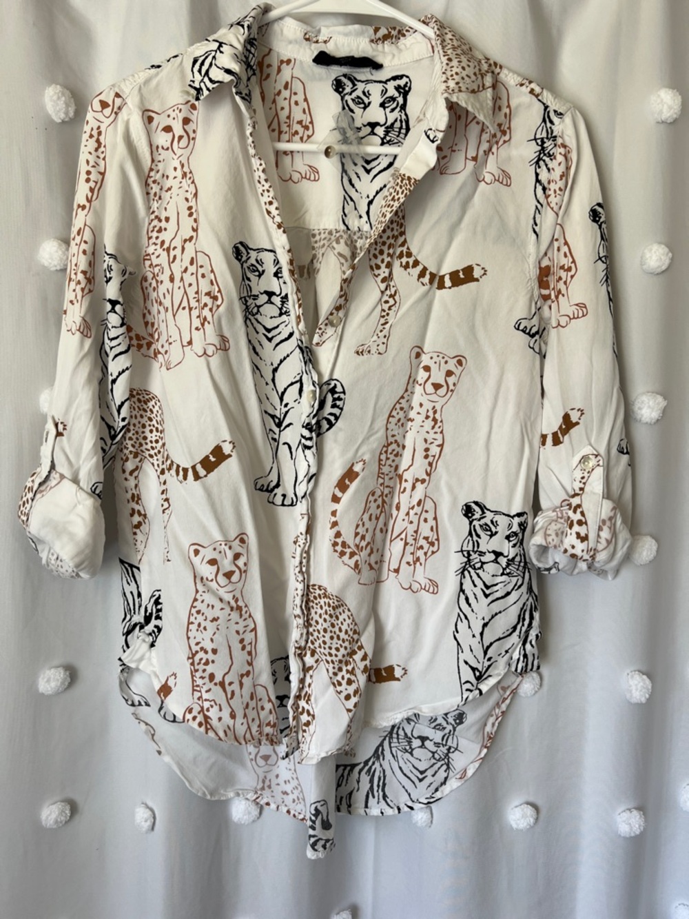 NWOT Jane and Delancey White Button-Down Animal Print Shirt
